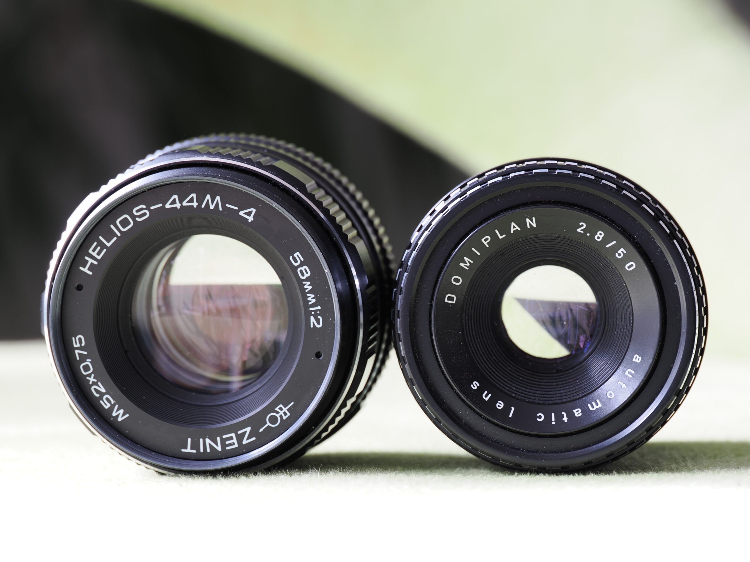 Bokeh-Vergleich Zentith Helios und Meyer Optik Domiplan